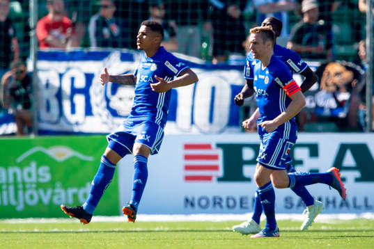 Sundsvalls Romain Gall jublar