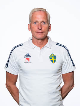 Håkan Sjöstrand från Svenska fotbollsförbundets styrelse poserar för porträtt den 29 maj 2018 i Stockholm.