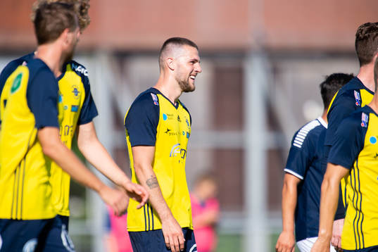 Ängelholms Oliver Stojanovic Fredin jublar
