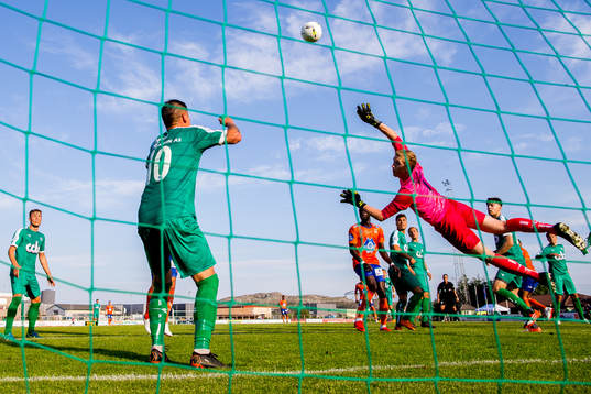 Alexander Dang of Nest-Sotra saves the ball on the line