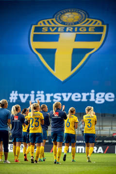 Sveriges spelare tackar fansen