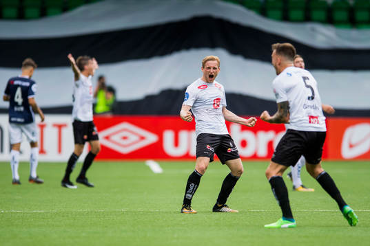 Eirik Birkelund of Sogndal celebrates