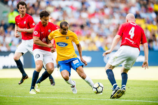 Ronny Johnsen of Norway, Rivaldo of Brazil and Henning Berg of Norway