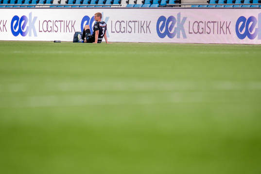 Ari Mohr Jónsson of Sandnes Ulf with an injruy