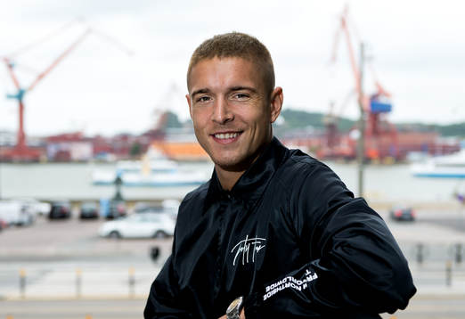 Fotbollsspelaren Kristoffer Peterson som spelar i Heracles