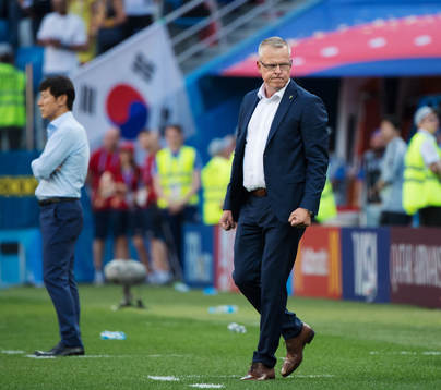 Head coach Janne Andersson of Sweden reacts when the final