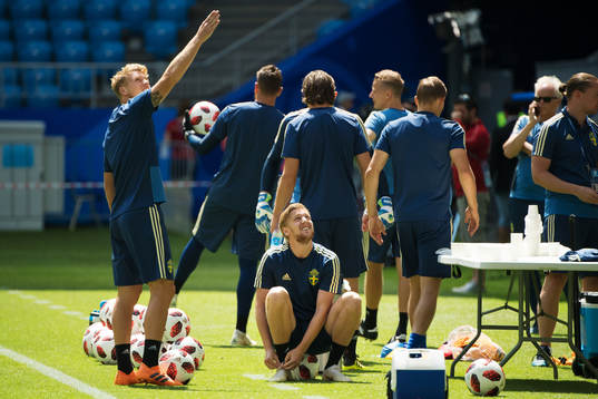 Oscar Hiljemark and Emil Forsberg of the Swedish national