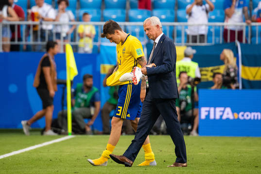 Team Manager Lars Richt and Victor Nilsson Lindelöf of