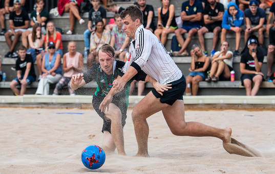 Gais Futsals Dennis Axelsson och Nordsjö IF Fotbolls