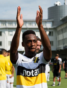s Heradi Rashidi jublar efter vinsten i fotbollsmatchen i Allsvenskan mellan GIF Sundsvall och AIK den 15 juli 2018 i Sundsvall.