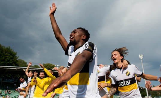s Heradi Rashidi jublar efter vinsten i fotbollsmatchen i Allsvenskan mellan GIF Sundsvall och AIK den 15 juli 2018 i Sundsvall.