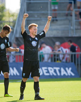 Malmö FFs Anders Christiansen jublar vid slutsignalen