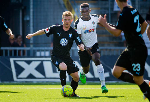 Malmö FFs Anders Christiansen och Örebros Isaac Boye