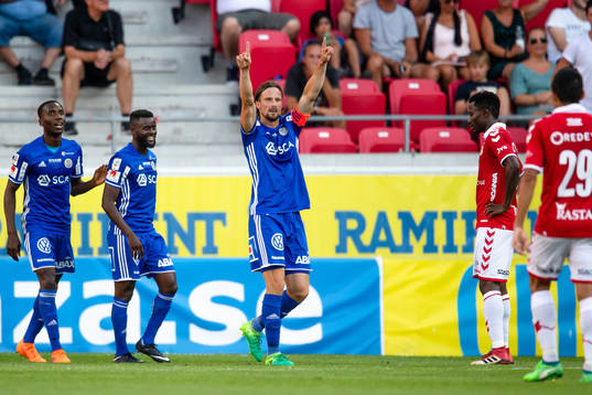 Sundsvalls Linus Hallenius jublar efter 0-2