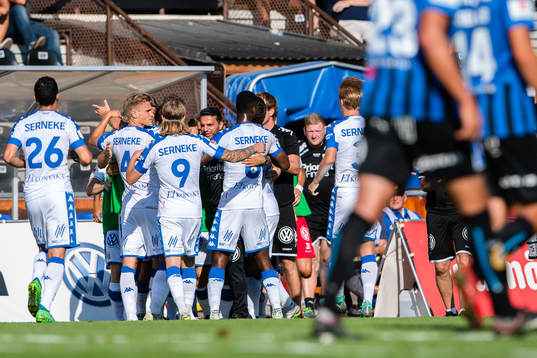 IFK Göteborgs spelare jublar