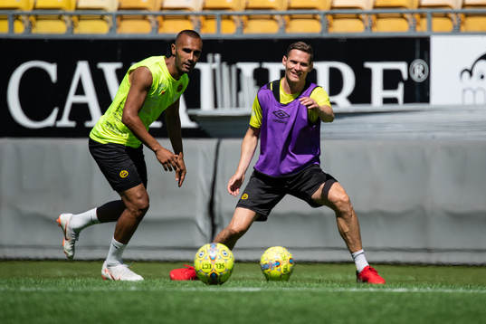 Jon Jönsson och Issam Jebali