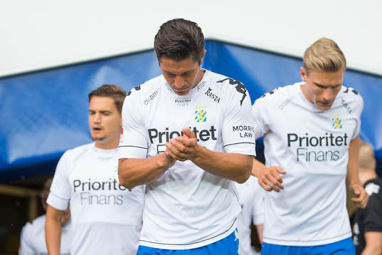 IFK Göteborgs David Boo Wiklander på väg ut för att värma upp innan fotbollsmatchen i allsvenskan mellan IFK Göteborg och Brommapojkarna den 28 juli 2018 i Göteborg.