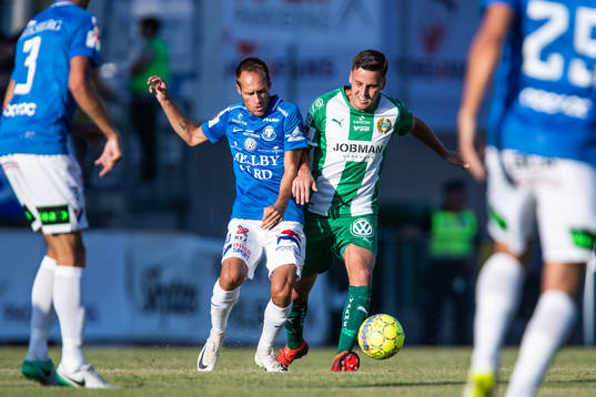 Trelleborgs Zoran Jovanovic och Hammarbys Jeppe Andersen i