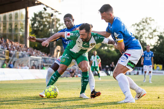 Trelleborgs Kofi Sarkodie och Alexander Blomqvist i kamp om