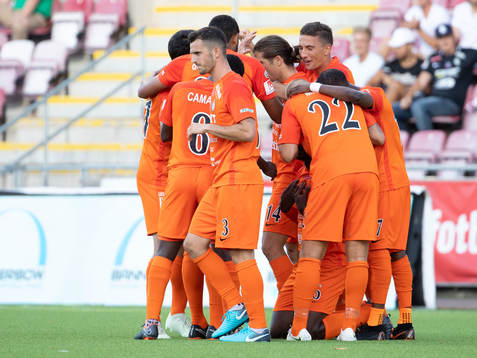 AFC Eskilstunas jublar efter 1-0 målet av AFC Eskilstunas Samuel Nnamani