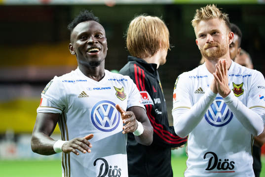 Östersunds spelare tackar tillresta supportrar