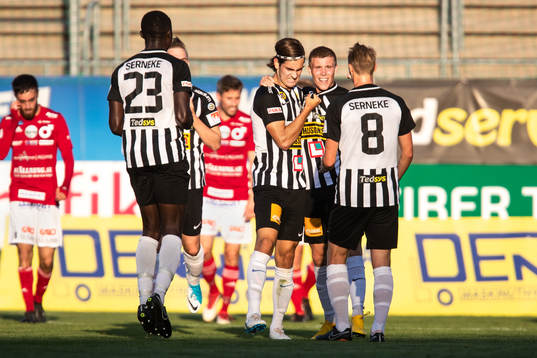 Landskronas Adi Nalic jublar efter 1-1