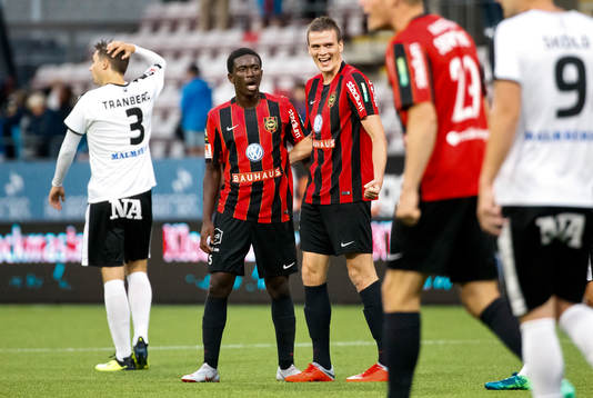 Brommapojkarnas Jack Lahne jublar vid slutsignalen