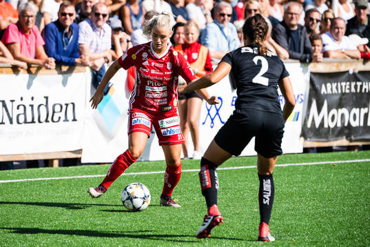 Piteås Ronja Aronsson utmanar Göteborgs Catrine Johansson