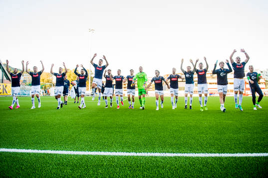 The players of Viking celebrate