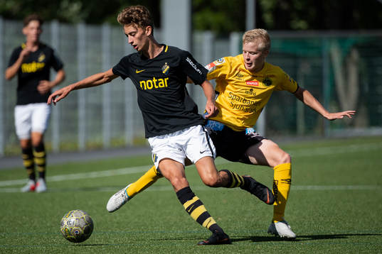 AIKs John Ekdal och Elfsborgs Kevin Liimatainen