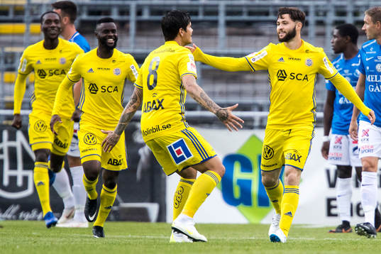 Sundsvalls Jonathan Tamimi Syberg jublar