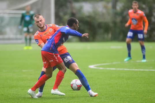 Aron Elís Thrándarson of Aalesund and Mohammed Ahamed of Tromsdalen