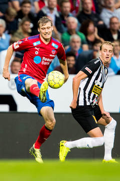 Helsingborgs Andri Runar Bjarnason och Landskronas Viktor
