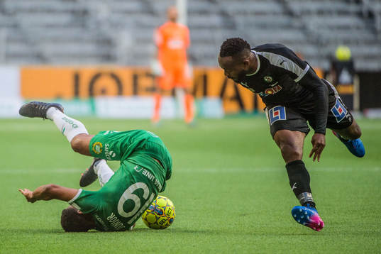 Hammarbys Serge-Junior Martinsson Ngouali och Örebros