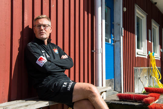 Örgrytes tränare Thomas Askebrand