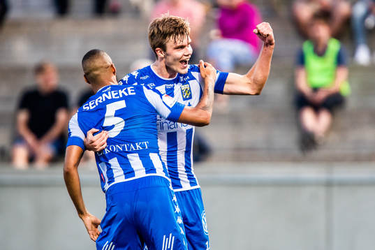 IFK Göteborgs målskytt Marcus Degerlund jublar efter 3-0