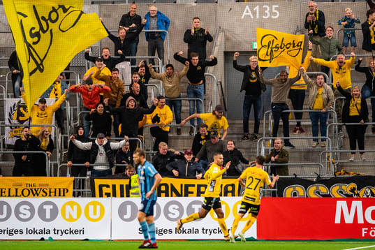 Elfsborgs Alex Dyer jublar efter 2-0