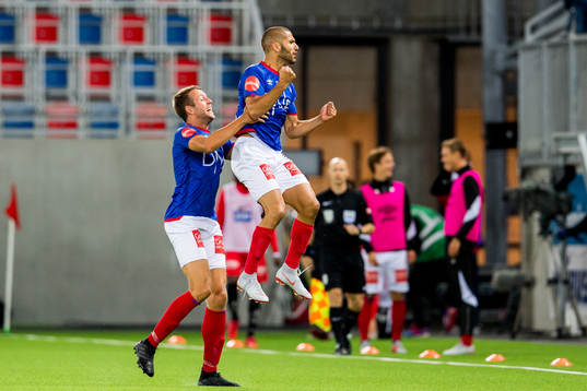 Amin Nouri of Vålerenga celebrates with teammate Jonatan Tollås Nation after scoring 1-0