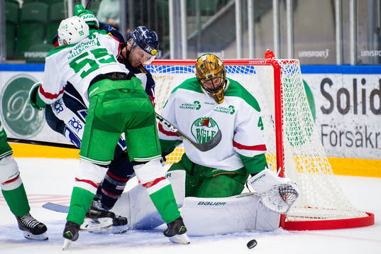 Rögles målvakt Justin Pogge och Ben Youds