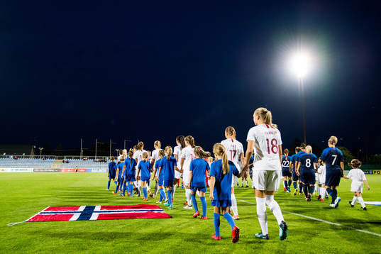 The players enter the pitch ahead of the FIFA Women's World Cup Qualifier match between Slovakia and Norway on August 31, 2018 in Senec.