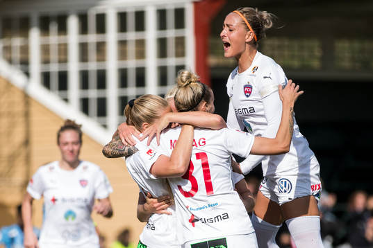 Rosengårds Sanne Troelsgaard Nielsen jublar