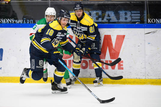 s Joakim Andersson och Lawrence Pilut