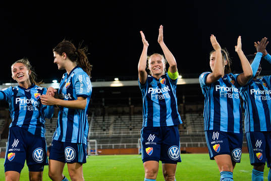 Djurgårdens Mia Jalkerud jublar
