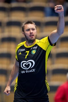 Sävehofs Jonas Larholm jublar