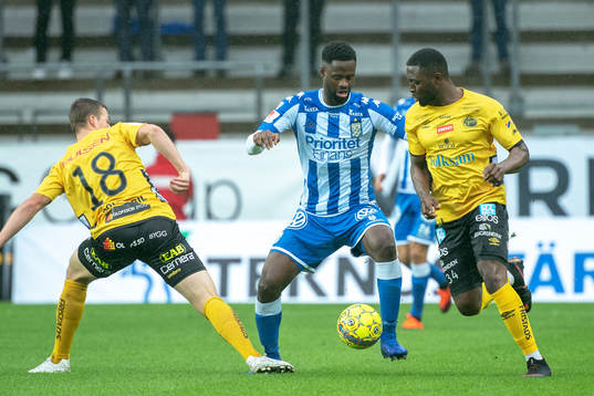 IFK Göteborgs Vajebah Kaliefah Sakor och Elfsborgs Chinedu
