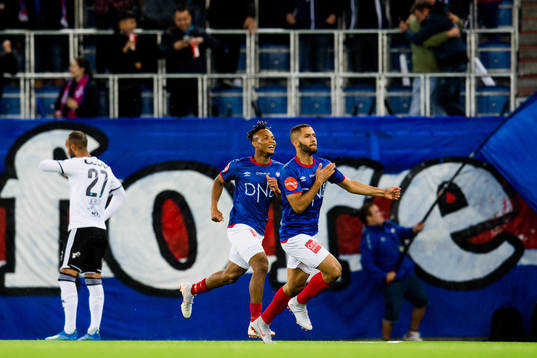 Amin Nouri of Vålerenga celebrates with Chidera Ejuke