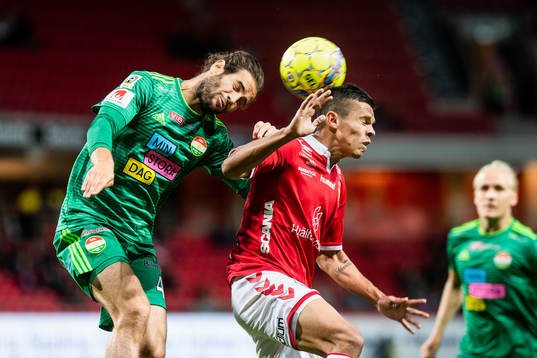 Kalmars Romário Pereira Sipião och Dalkurds Alex De John