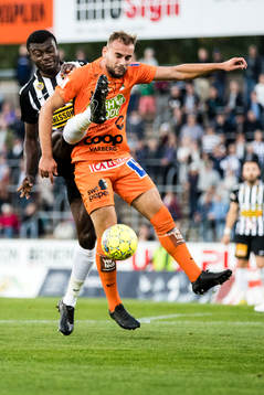 Landskronas Joe Sise och Varbergs Perparim Beqaj