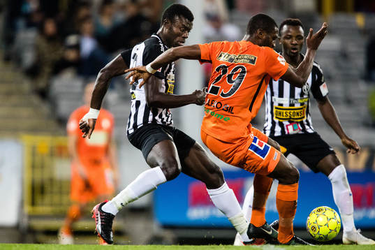 Landskronas Emmanuel Okine och Monday Samuel