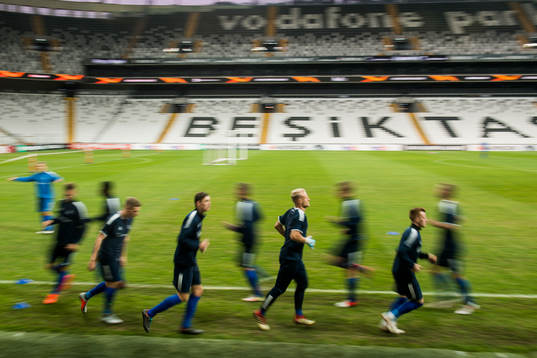 Jørgen Strand Larsen, goalkeeper Aslak Falch and Tobias